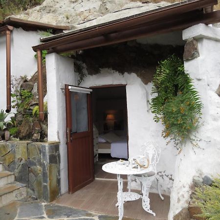 La Cueva De Angel B&B Firgas Ngoại thất bức ảnh